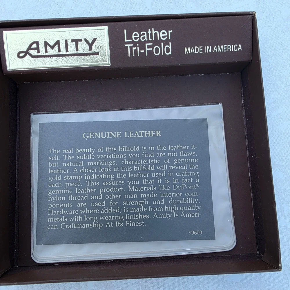 Amity Tri-Fold Wallet Brown Genuine Leather Vintage Made in USA‎